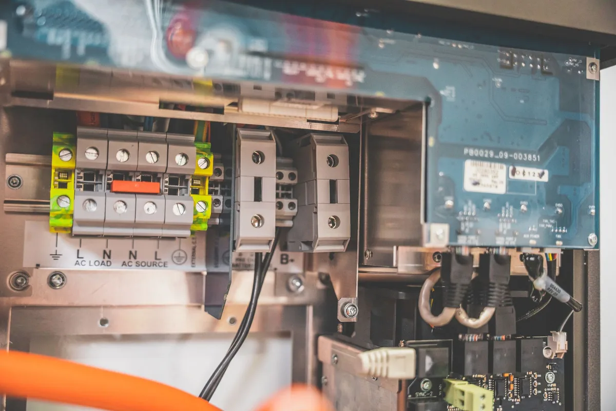 fungsi avr genset sebenarnya genset avr internal component