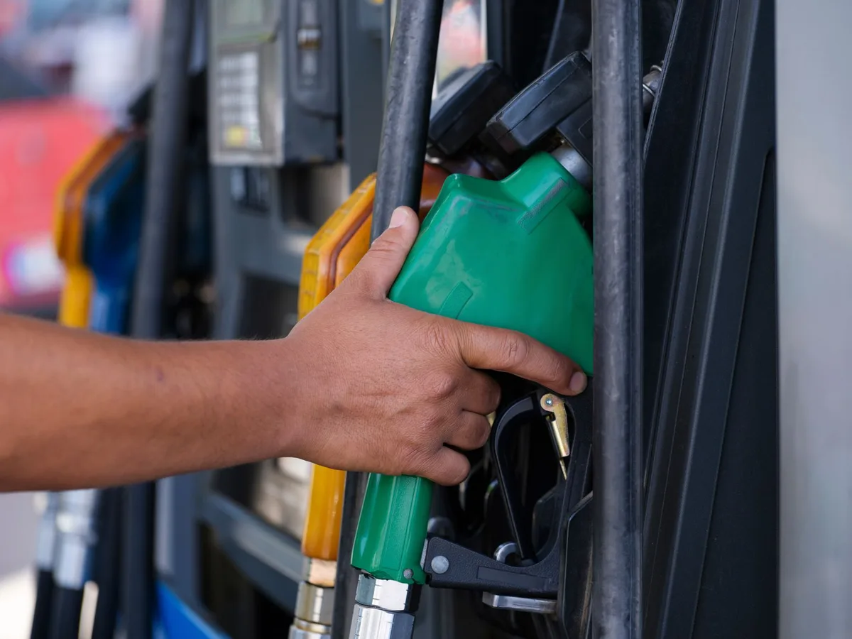 menghitung konsumsi bahan bakar genset diesel diesel generator fuel